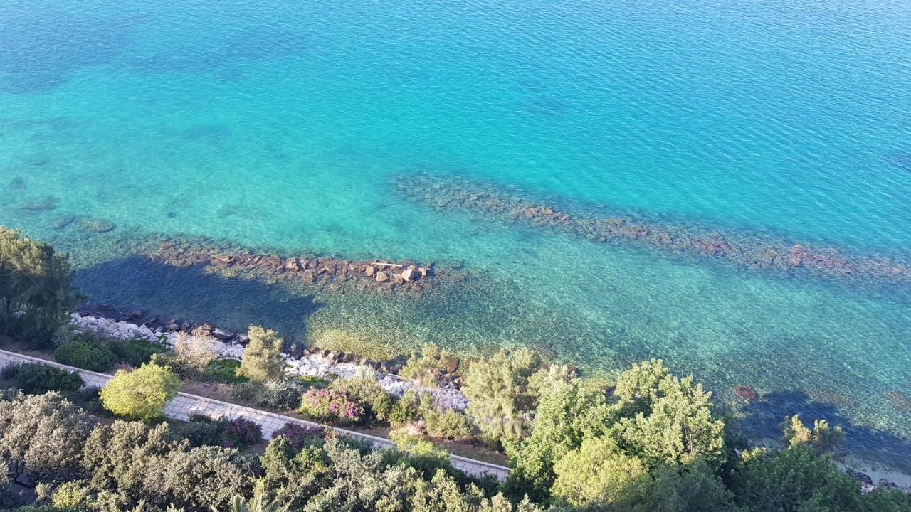 Amanda'S Panorama Apartment Taranto Luaran gambar