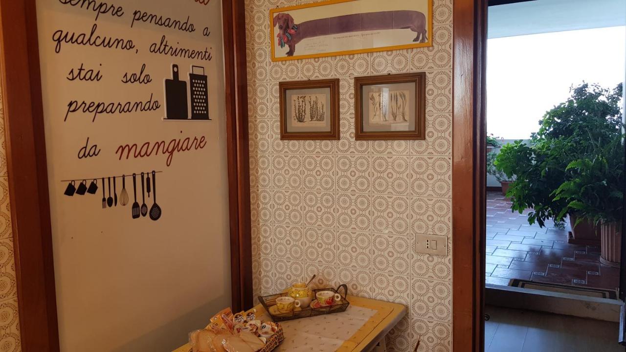 Amanda'S Panorama Apartment Taranto Luaran gambar