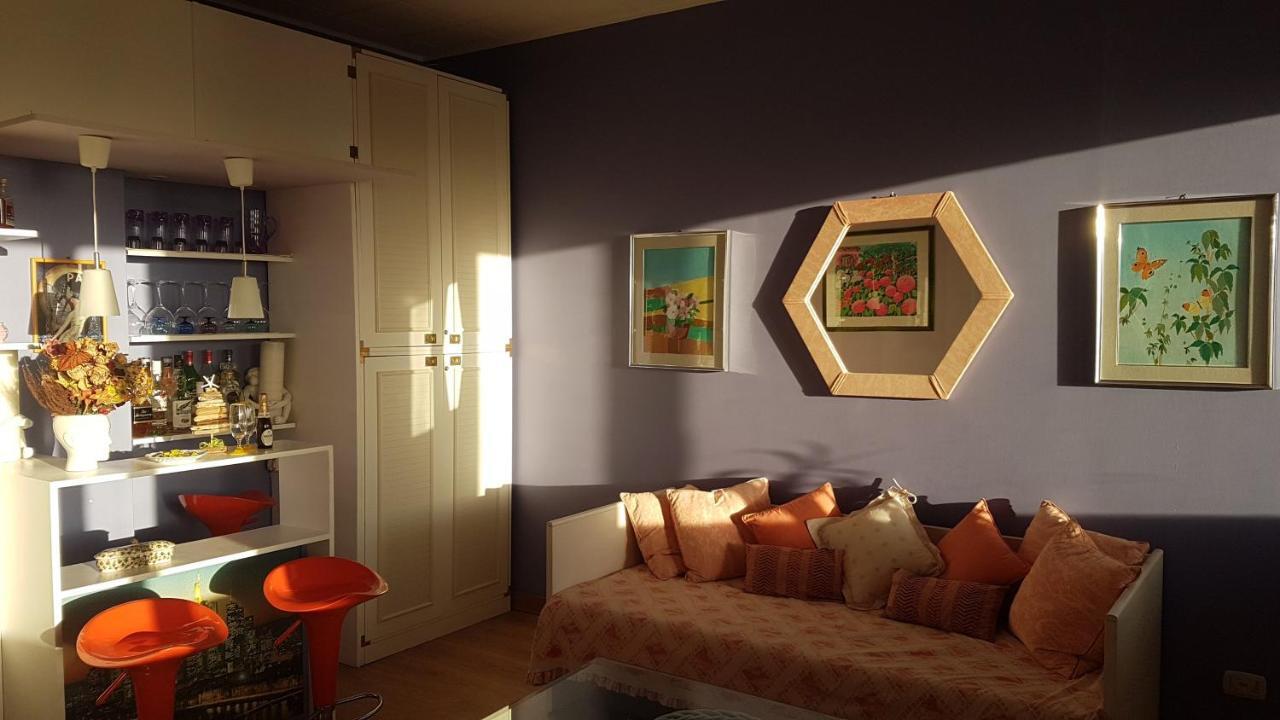 Amanda'S Panorama Apartment Taranto Luaran gambar